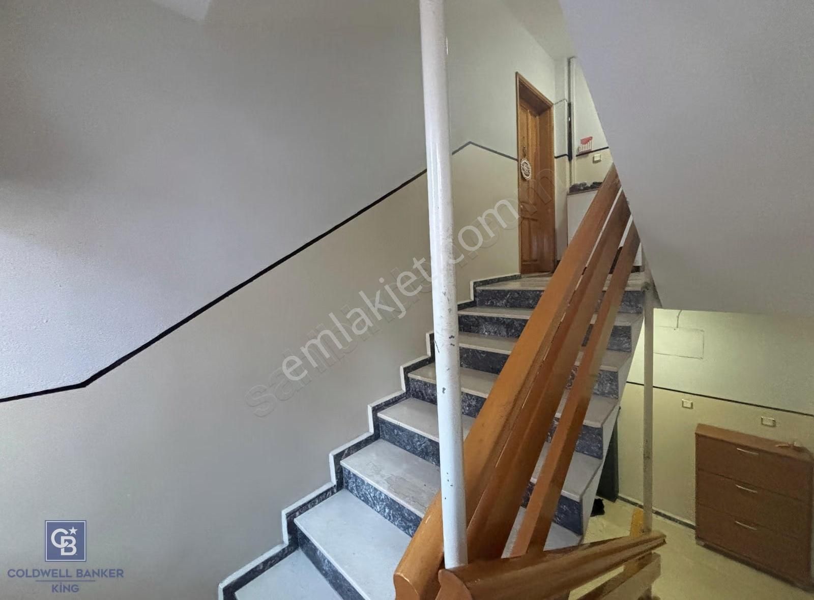 Cb King'den Paşaalanı Mahallesi Eşyalı Kiralık 1+1 Daire - Görsel 14