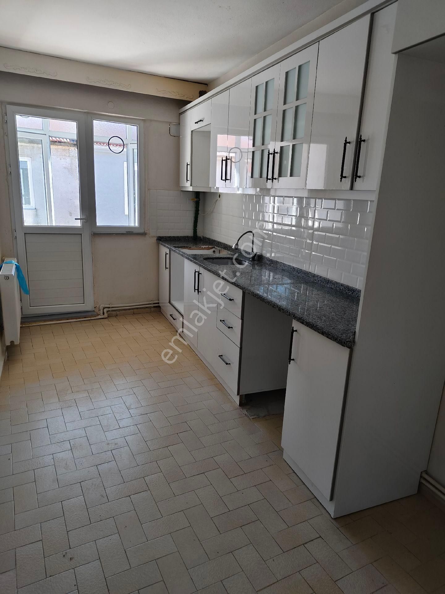 Çorlu Kemaletin Mahelesin De Satili 2t1 Daire