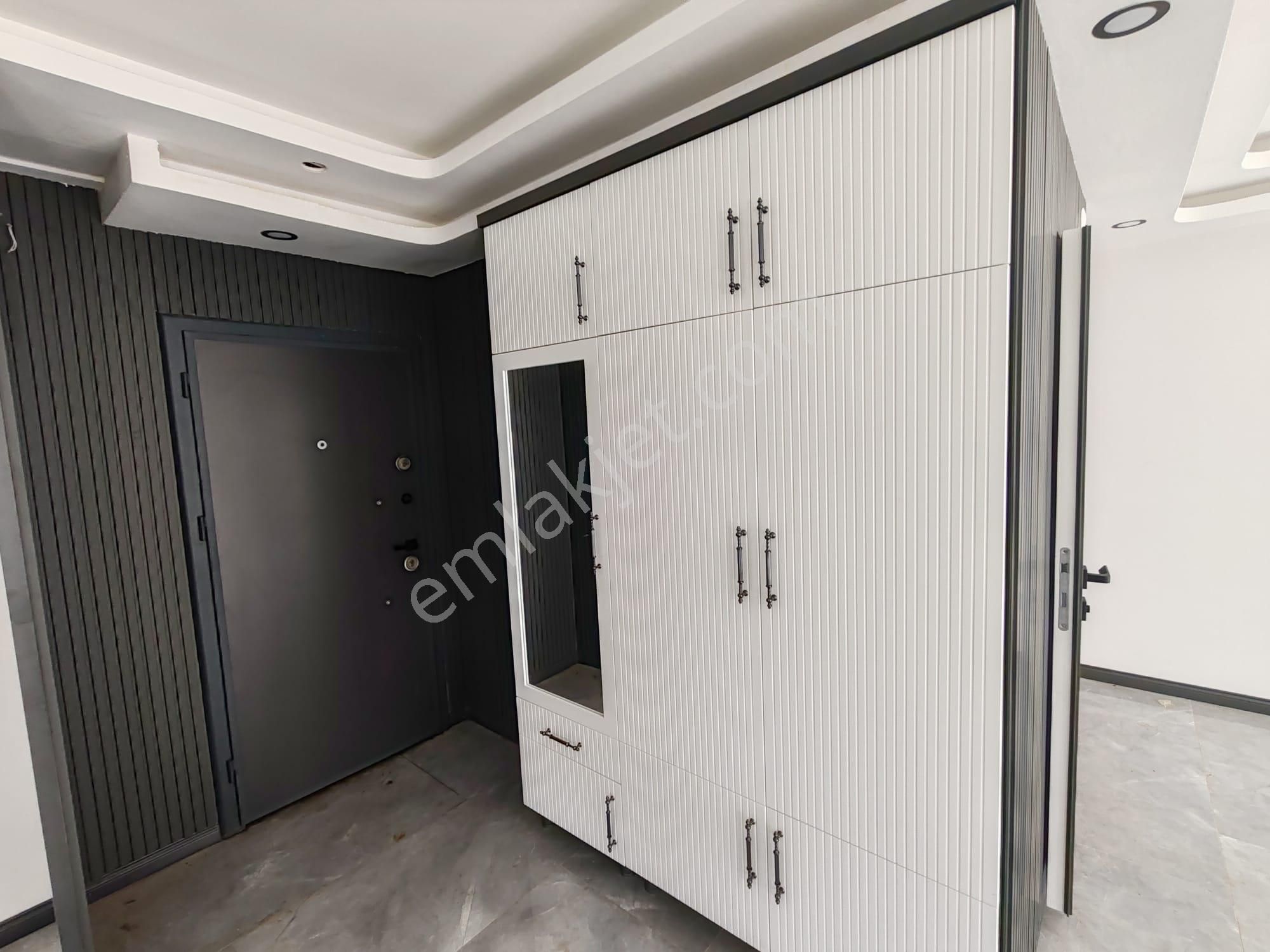 Yeşilkent Yolunda 3+1 Lüks Villa - Görsel 7