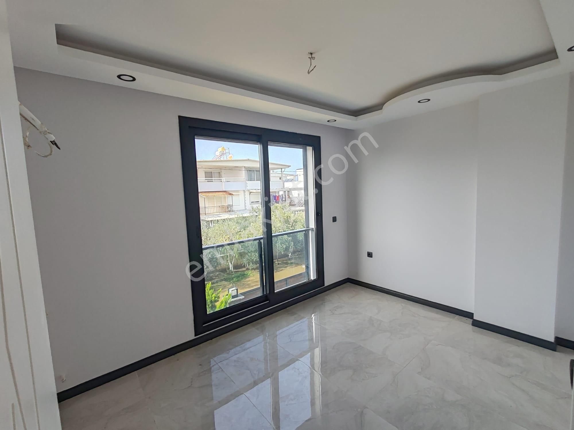 Yeşilkent Yolunda 3+1 Lüks Villa - Görsel 18