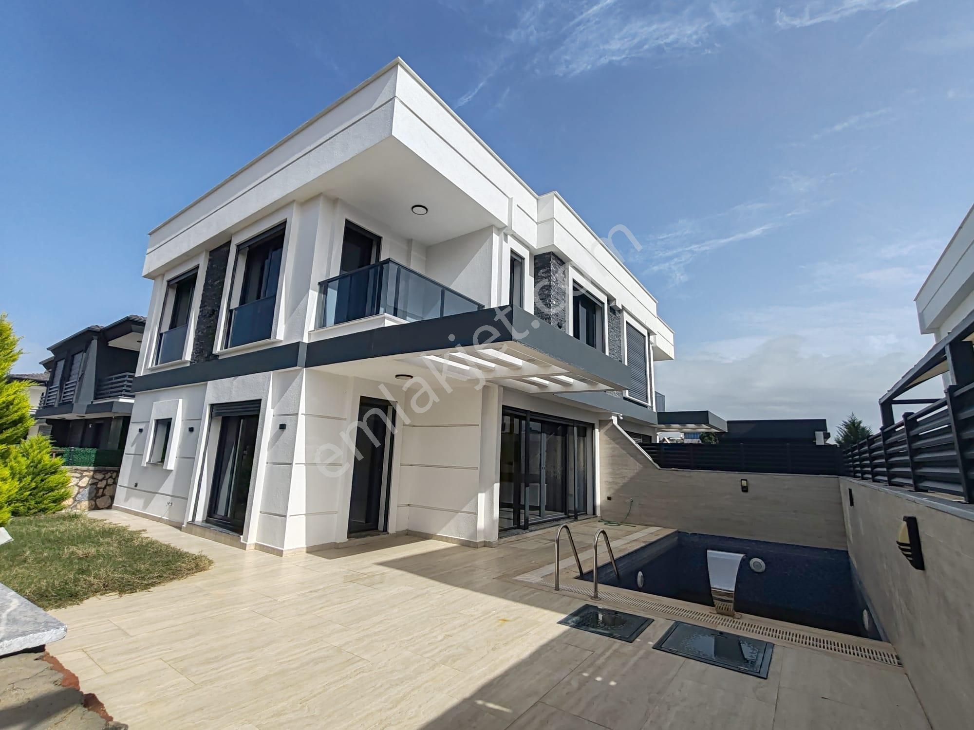 Yeşilkent Yolunda 3+1 Lüks Villa