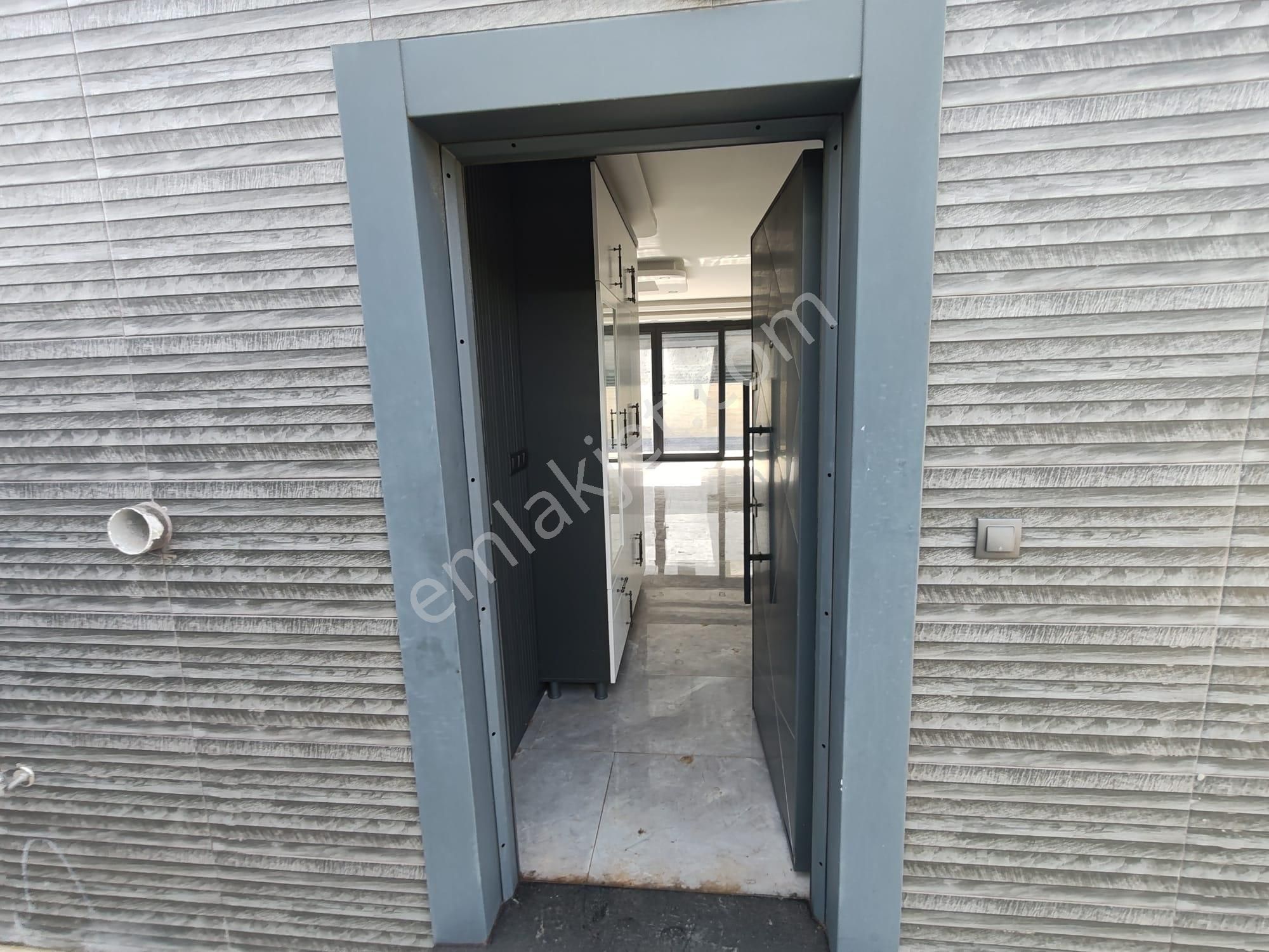 Yeşilkent Yolunda 3+1 Lüks Villa - Görsel 6