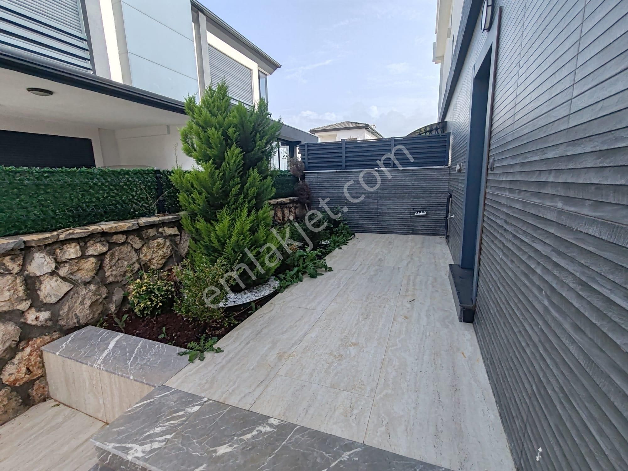 Yeşilkent Yolunda 3+1 Lüks Villa - Görsel 5