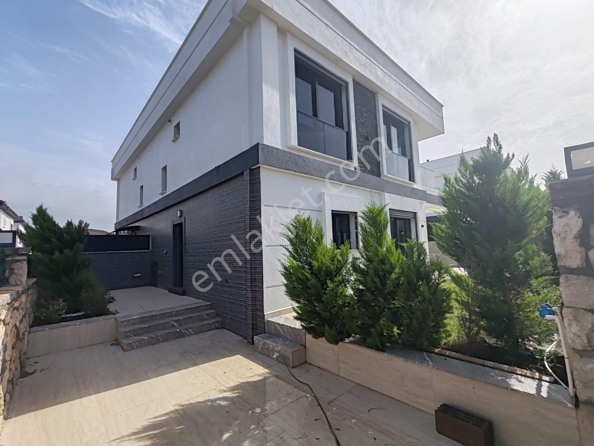 Yeşilkent Yolunda 3+1 Lüks Villa - Görsel 4