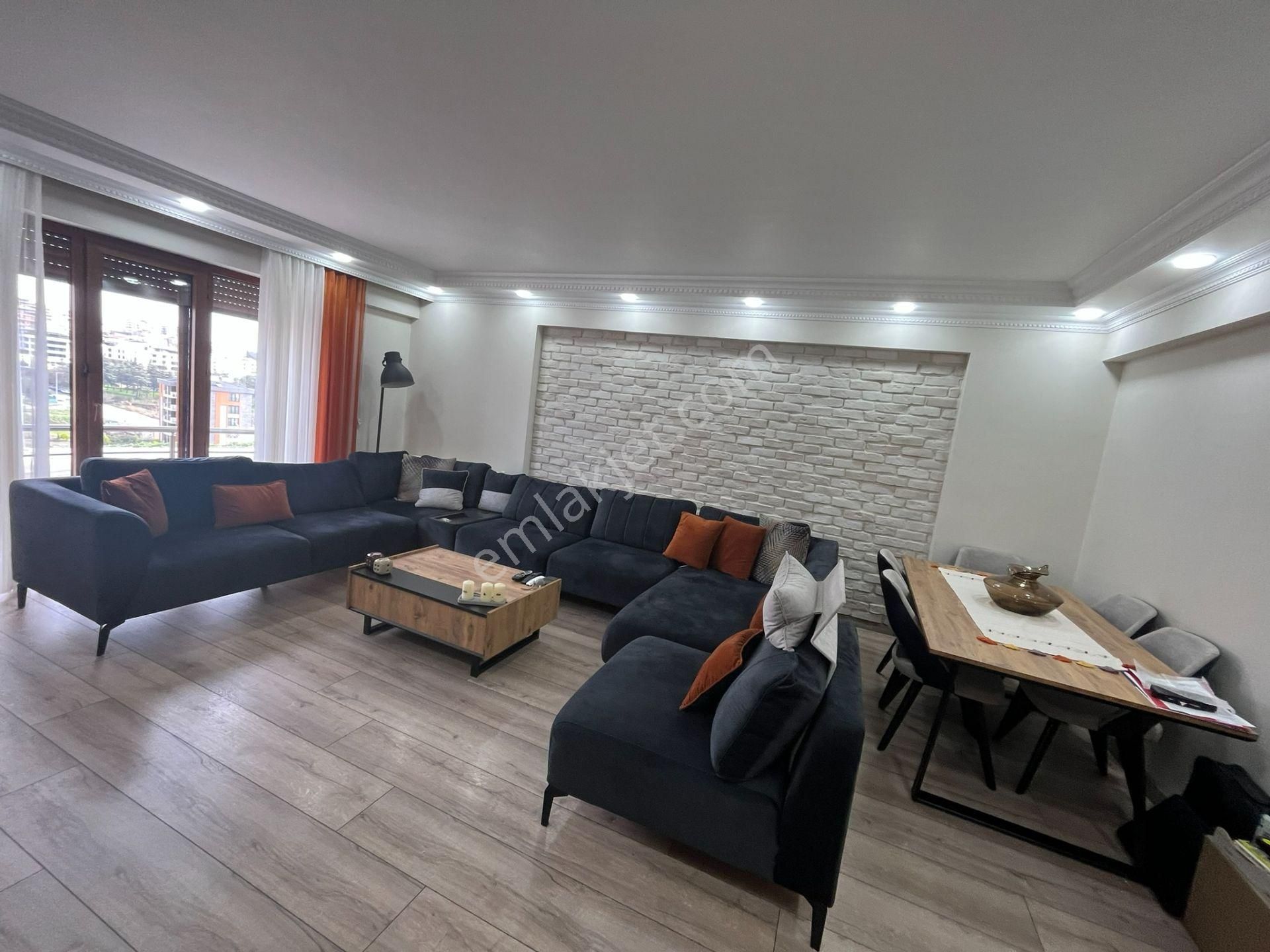 Hürriyet Mah. Krediye Uygun, Balkonlu, 1. Kat 3+1 Daire - Görsel 3