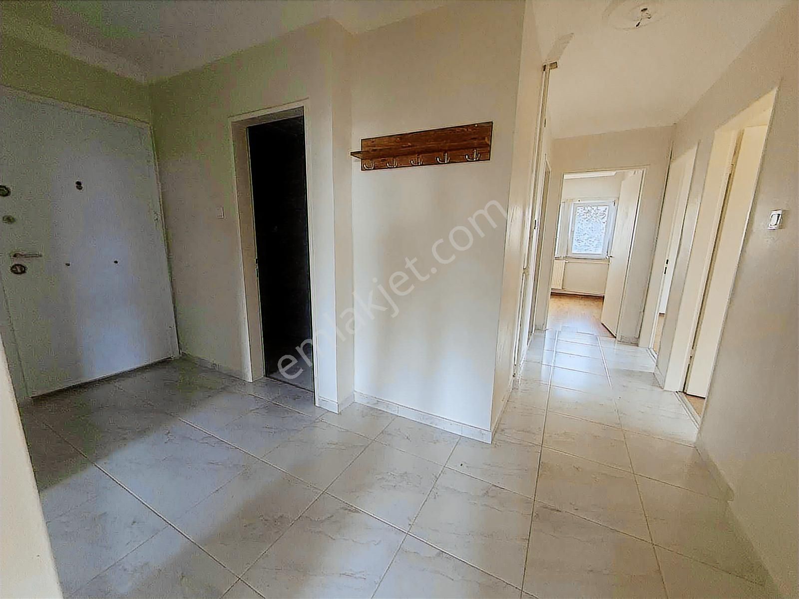 Çengelköy Ata2 Sitesinde Muhteşem Konumda Arakat Ferah 3+1 Daire - Görsel 7