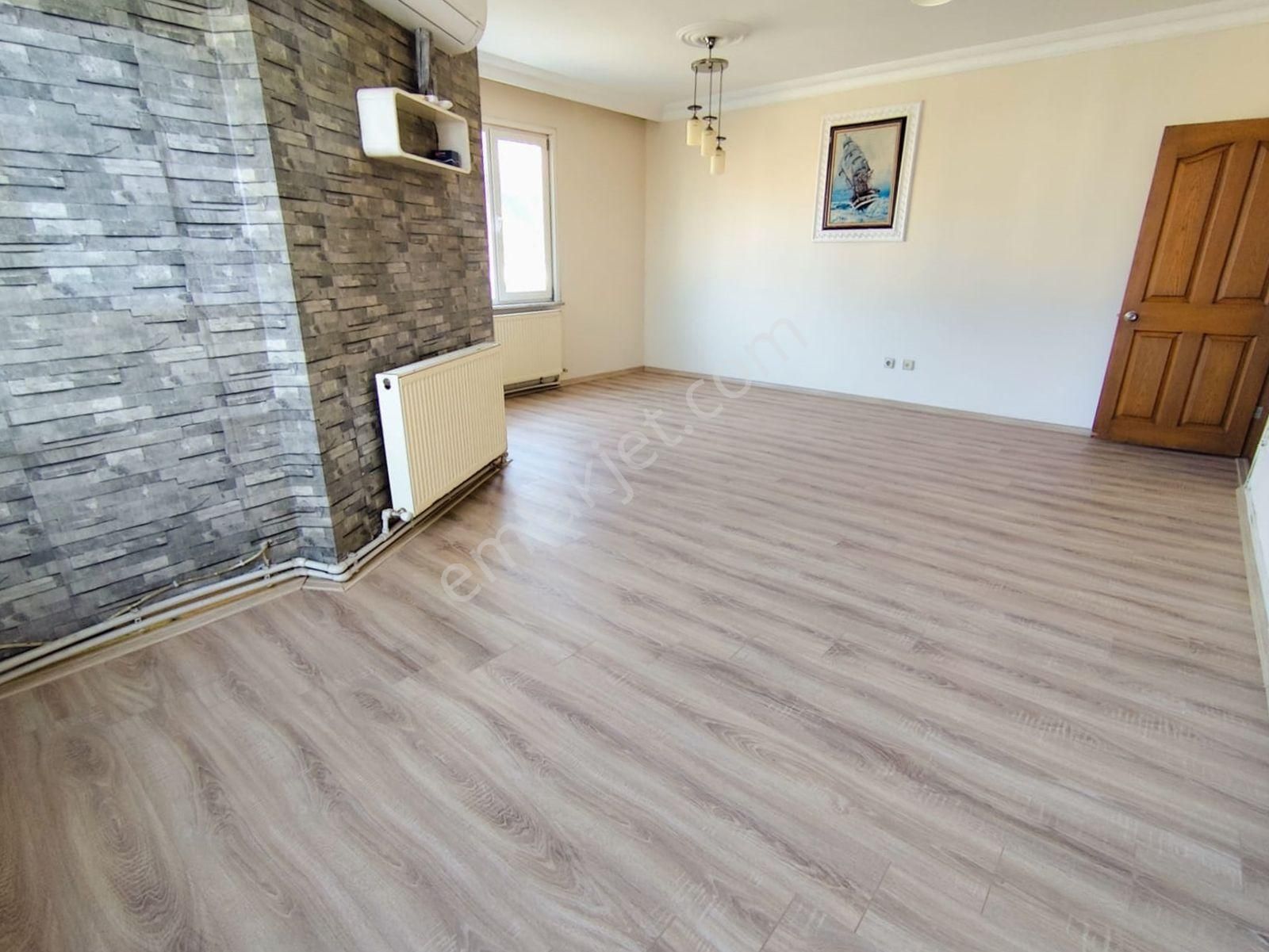 Mertcan Dan Pendik Metroya Yürüme Arakat 2+1 Kapalı Balkonlu - Görsel 3