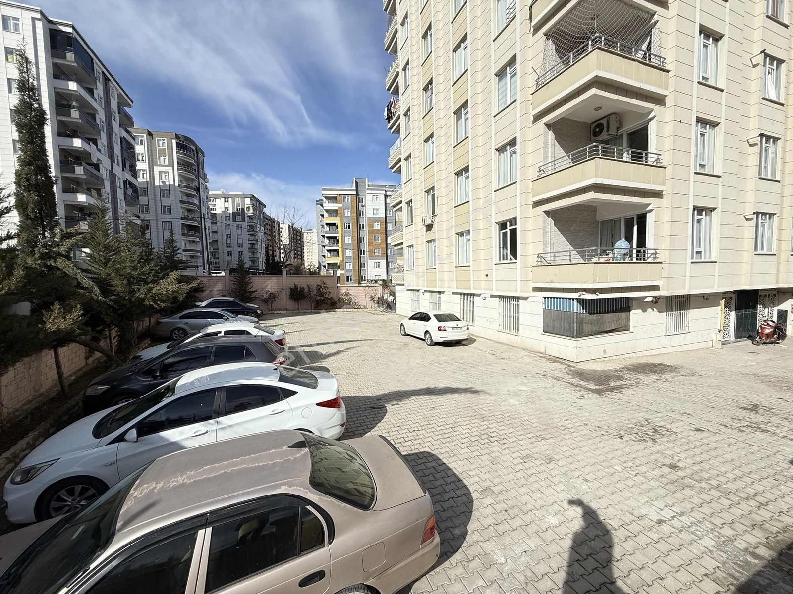 Acilll Yüksek Balkonlu Ön Cephe 2+1 - Görsel 24