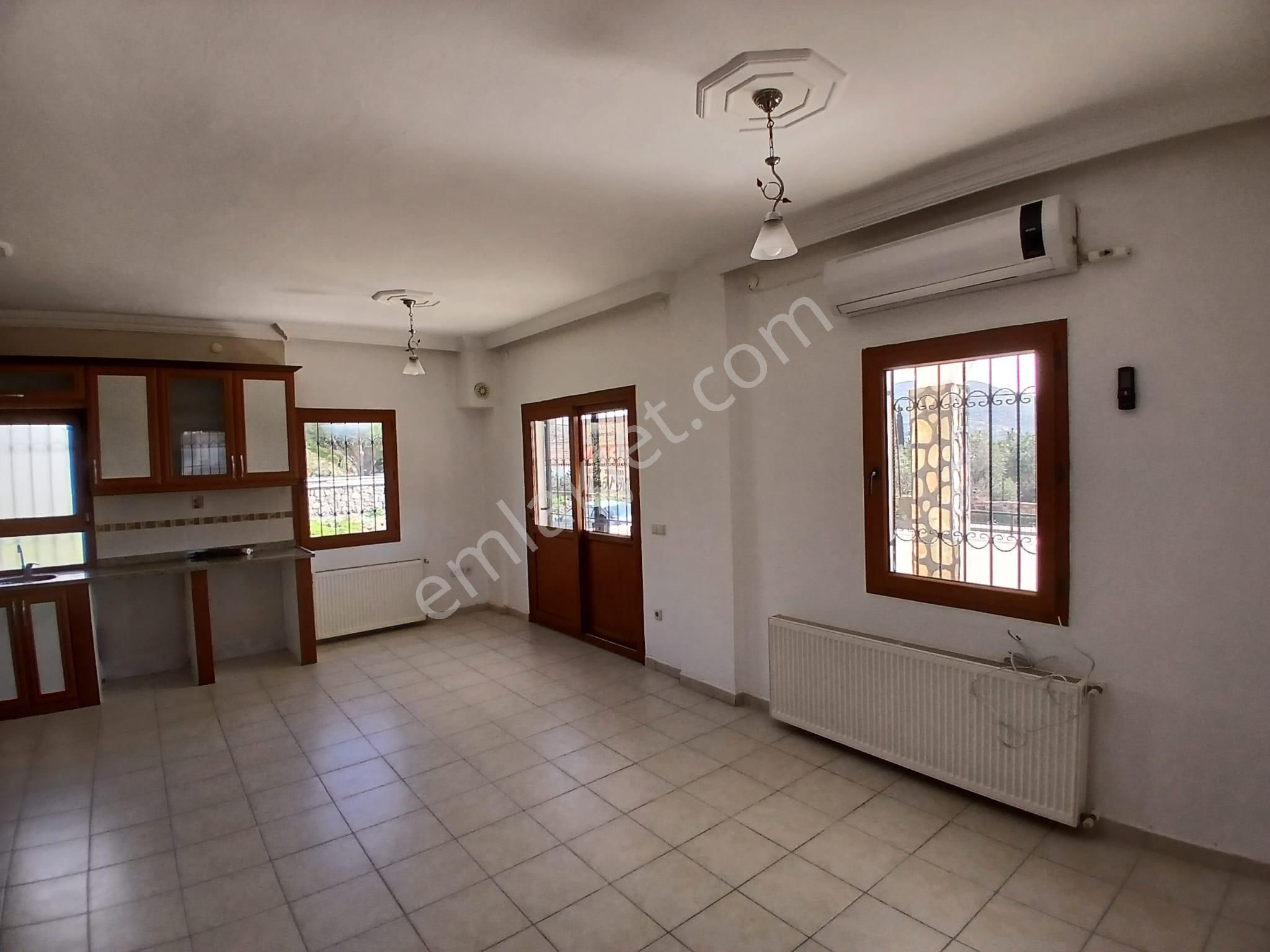 Gümüşlük Merkezde Müstakil Tadında Kiralık Bahçe Katı! Geniş Arsa & Huzurlu Yaşam - Görsel 13