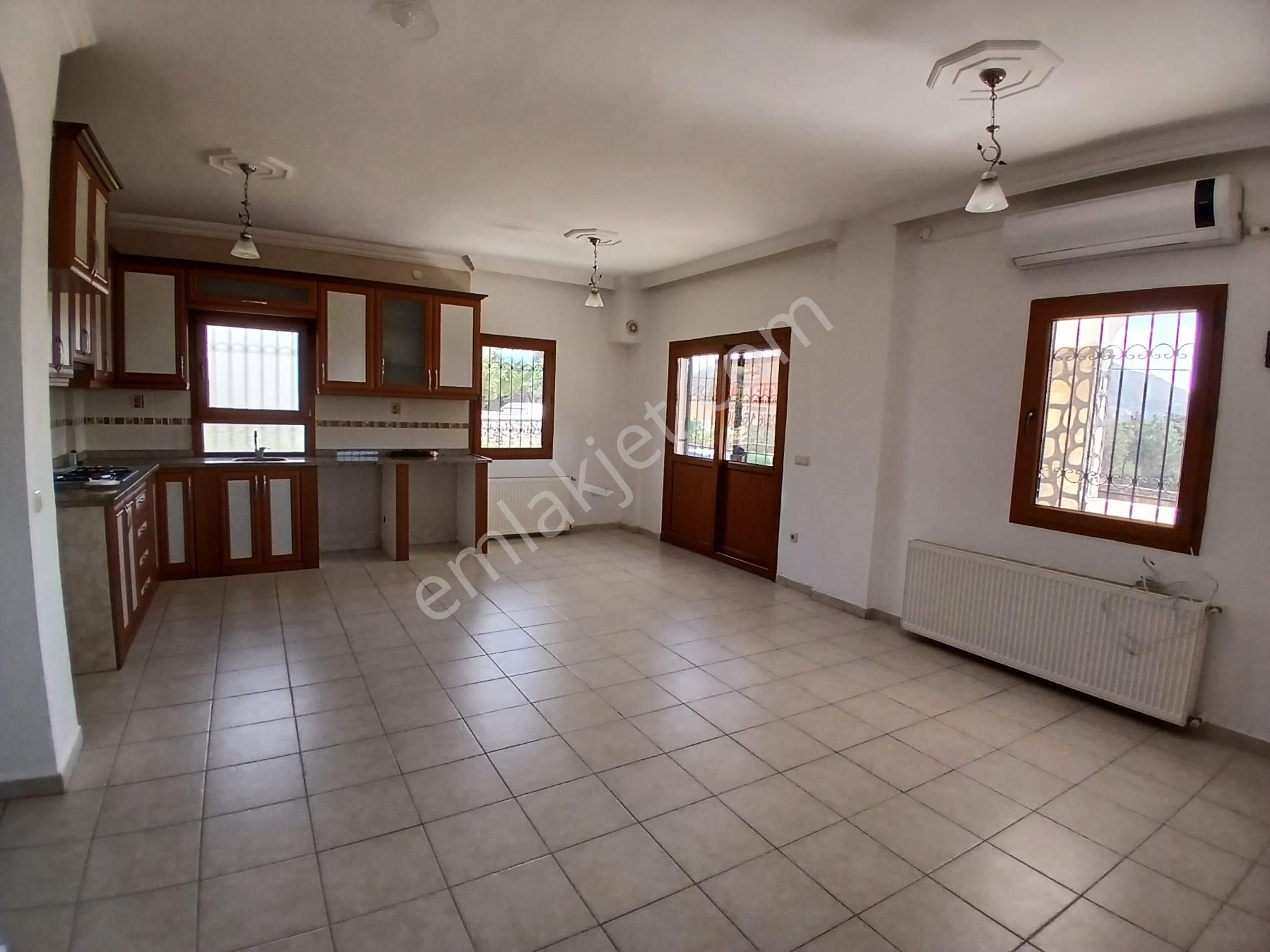 Gümüşlük Merkezde Müstakil Tadında Kiralık Bahçe Katı! Geniş Arsa & Huzurlu Yaşam - Görsel 17