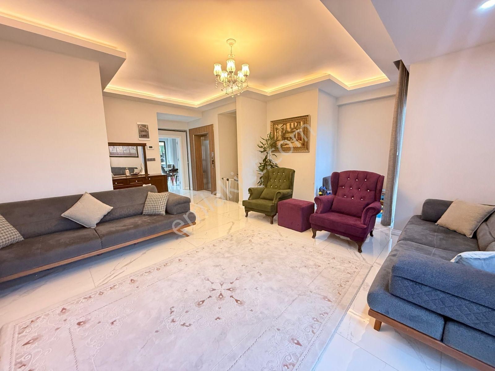 B.m Real Estate Satılık 3 Katlı Bahçelı Mustakıl Ev - Görsel 17