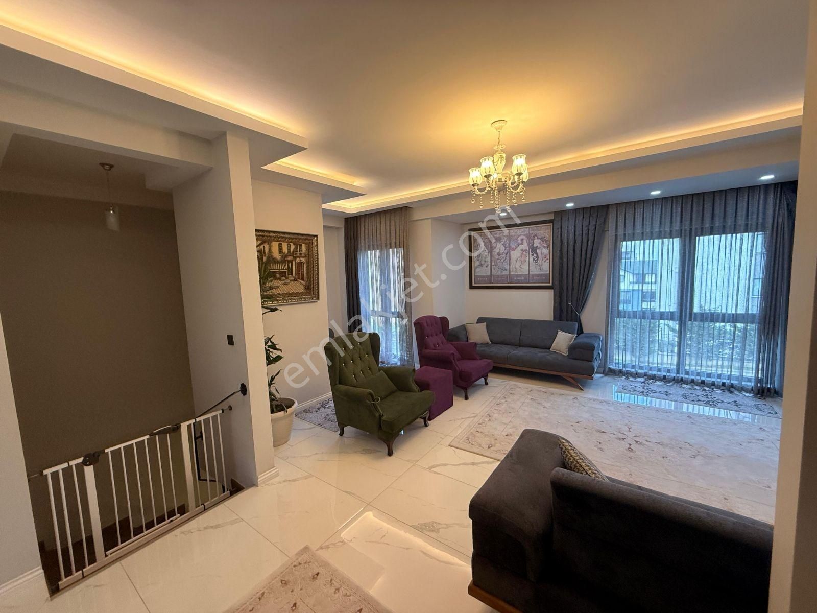 B.m Real Estate Satılık 3 Katlı Bahçelı Mustakıl Ev - Görsel 16