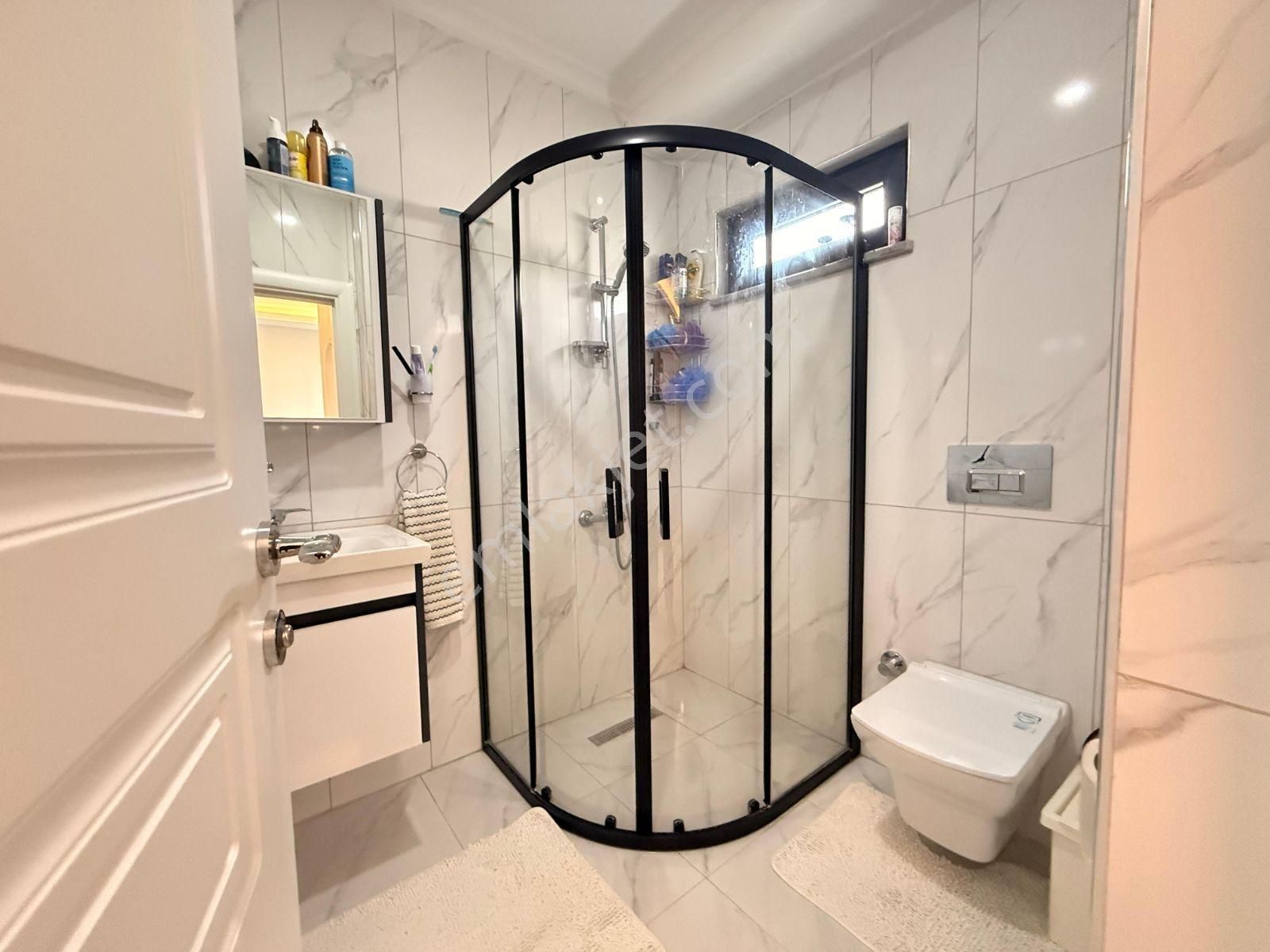 B.m Real Estate Satılık 3 Katlı Bahçelı Mustakıl Ev - Görsel 22