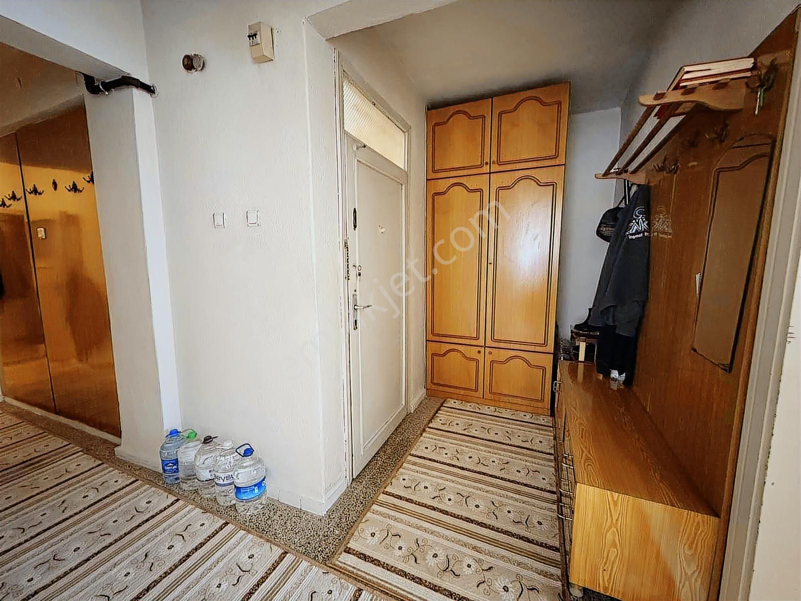 Ferhuniye Mah. Sultanşah Caddesinde Yenilenmiş 3+1 Geniş Daire - Görsel 12