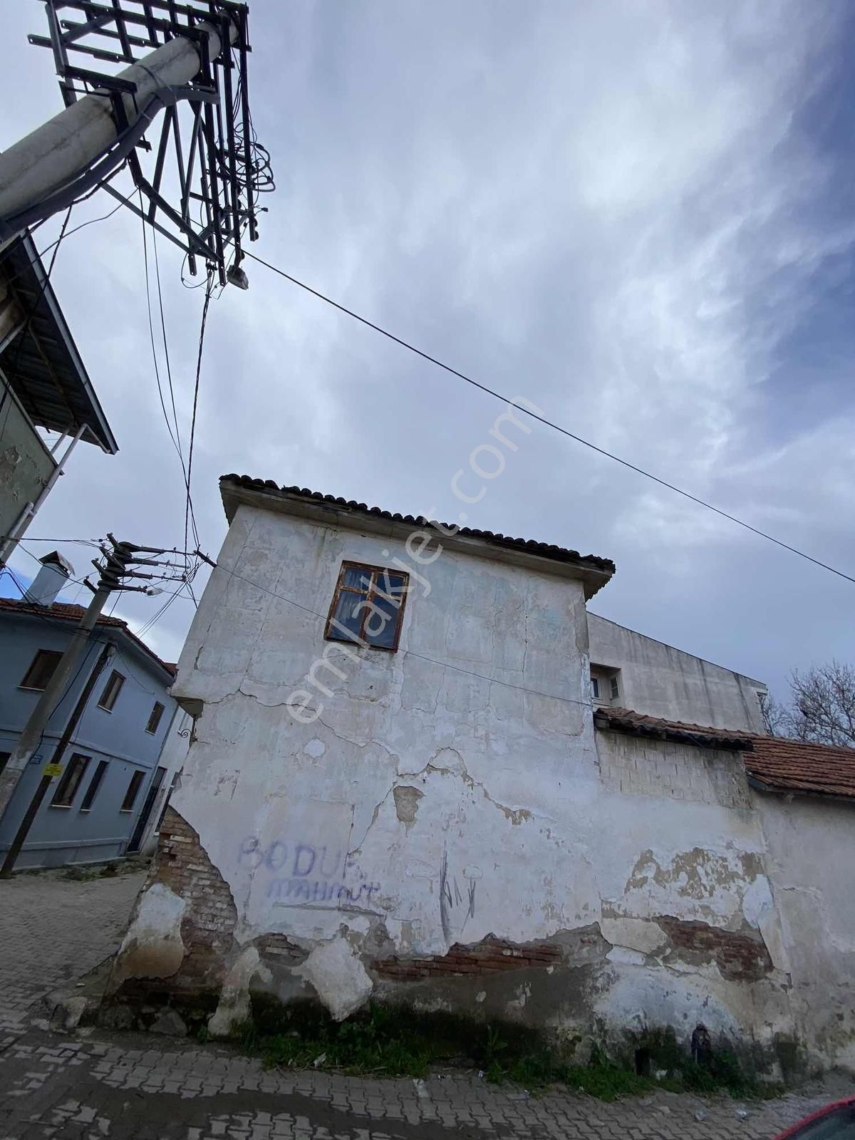 Yetkili Prestijden 5 Kat İzinli Yarınlara Yatırım Müstakil Ev - Görsel 9