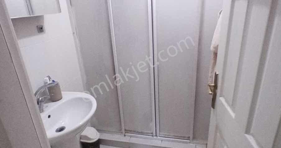 Bahçelievler Ahmet Yesevi Cad. Kiralık 1.kat 2+1 - Görsel 6