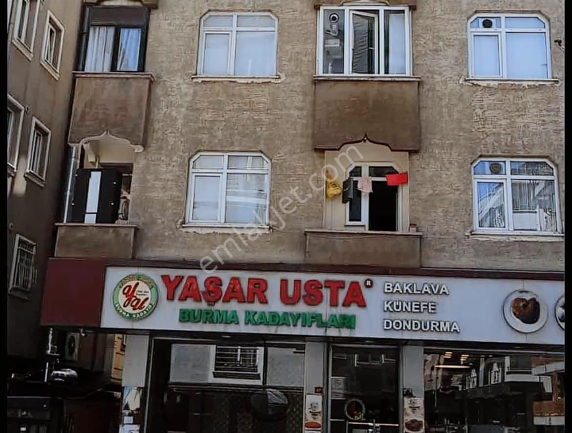Bahçelievler Ahmet Yesevi Cad. Kiralık 1.kat 2+1 - Görsel 4