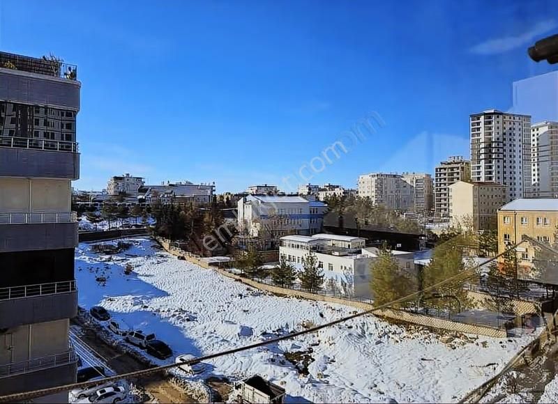 Gölbaş Emlaktan Site İçerisinde Satılık 3+1 Daire - Görsel 10