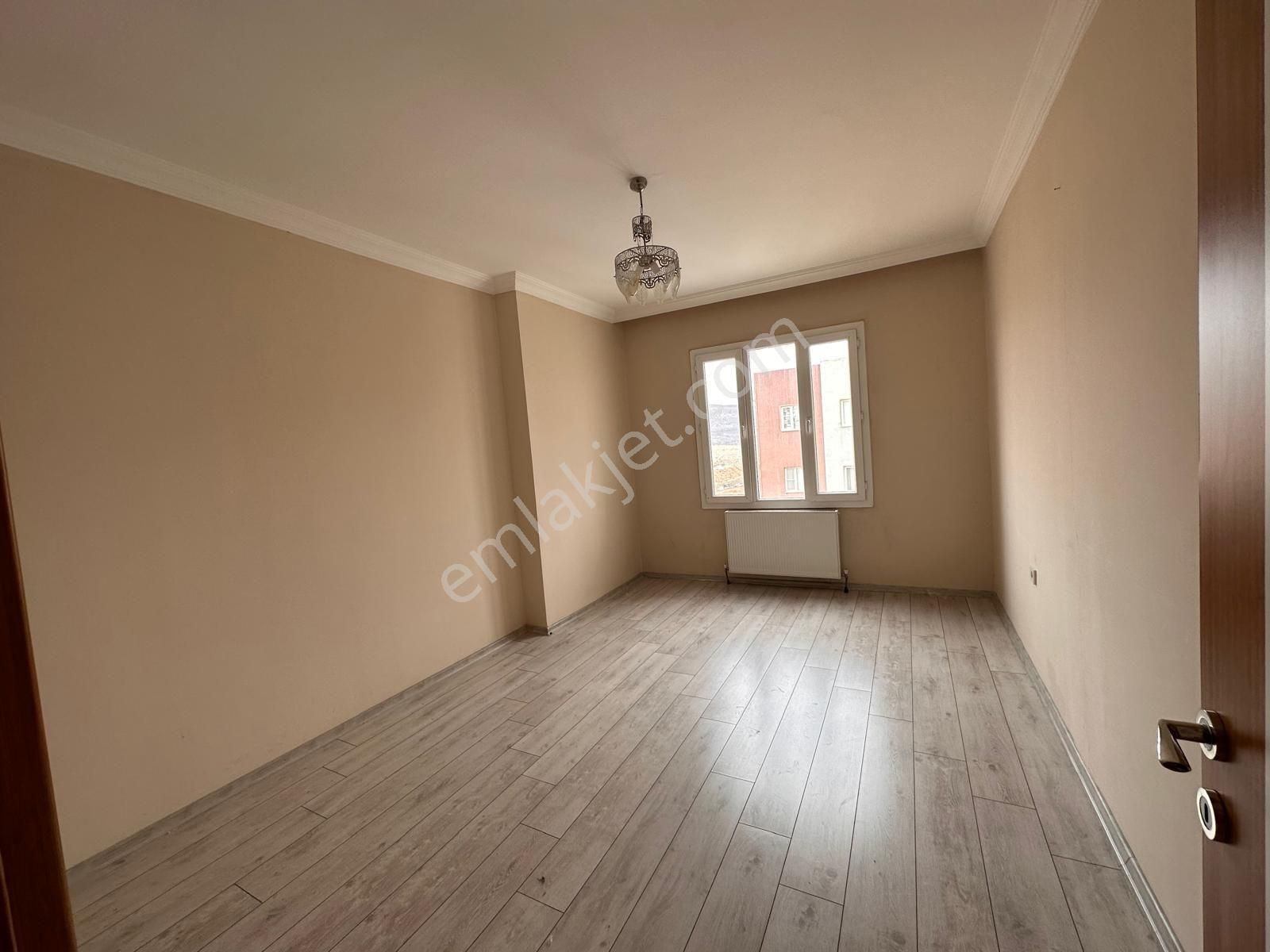 Dinç Emlaktan Satılık 3+1 Site İçi - Görsel 8