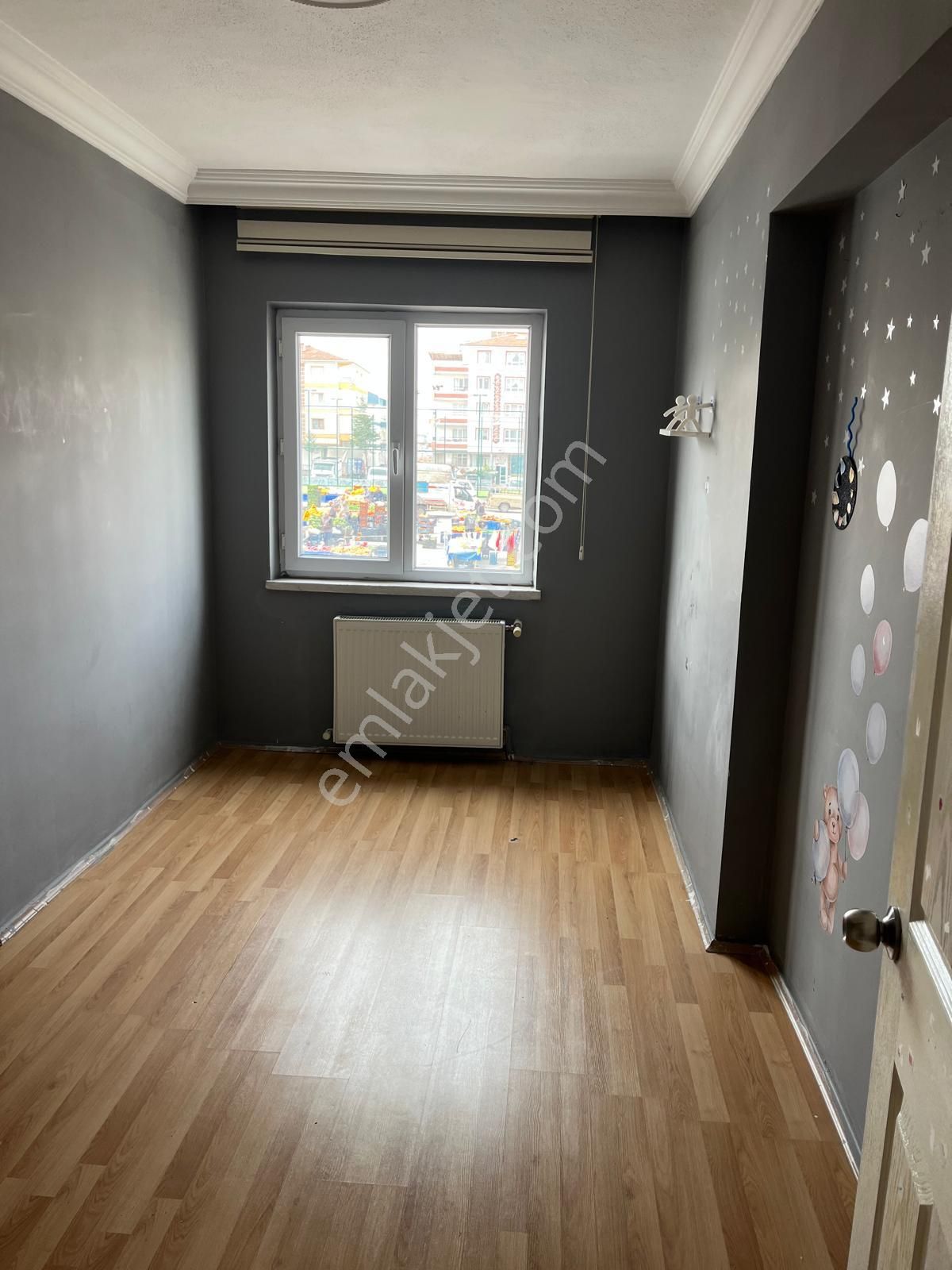 Süvari Mahallsinde Okul Karşısı Kiralık 3+1 Daire - Görsel 12