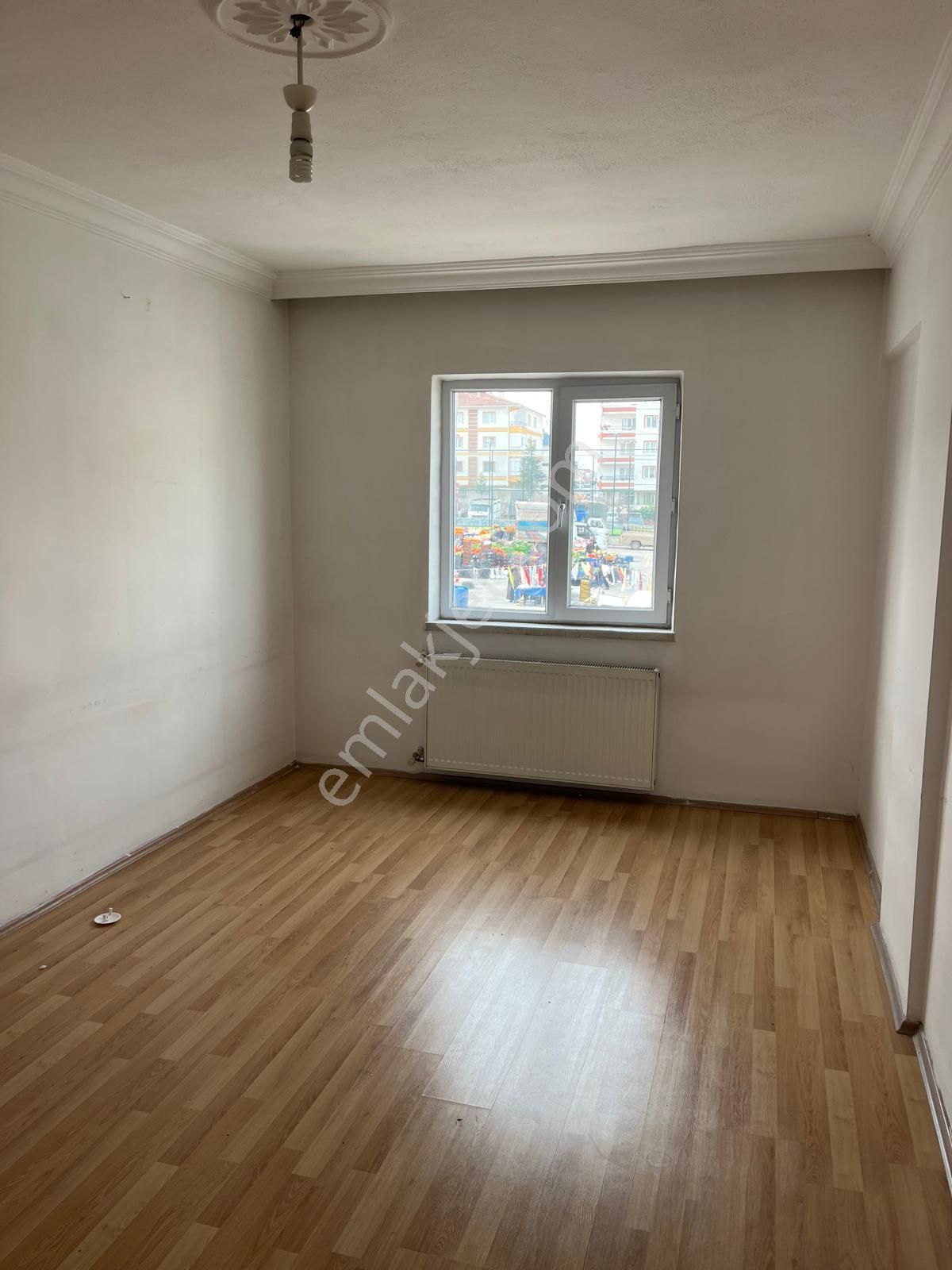 Süvari Mahallsinde Okul Karşısı Kiralık 3+1 Daire - Görsel 3