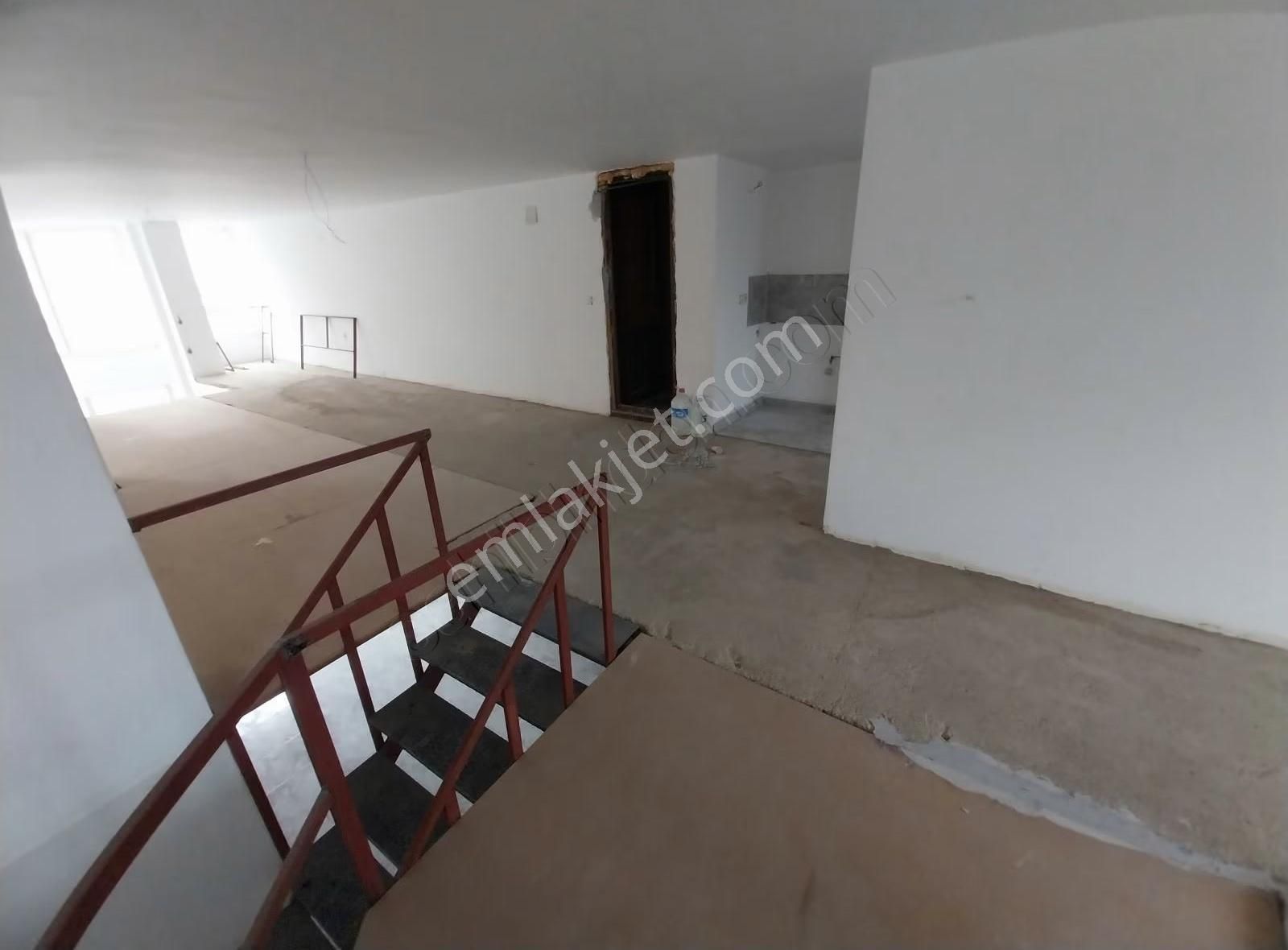 Anayol Üzerinde 2 Katlı 220m² Kiralık Dükkan - Görsel 21