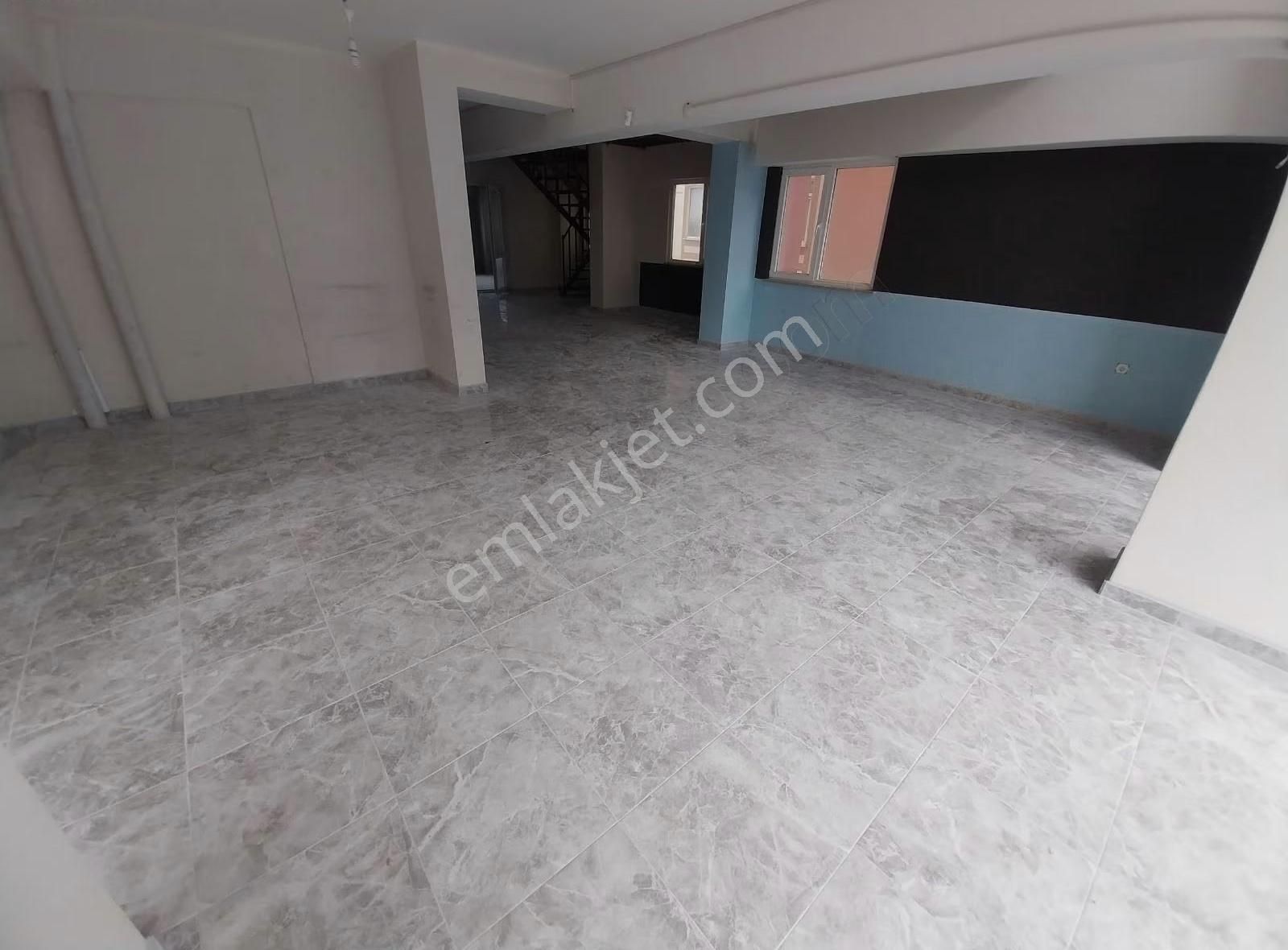 Anayol Üzerinde 2 Katlı 220m² Kiralık Dükkan - Görsel 17