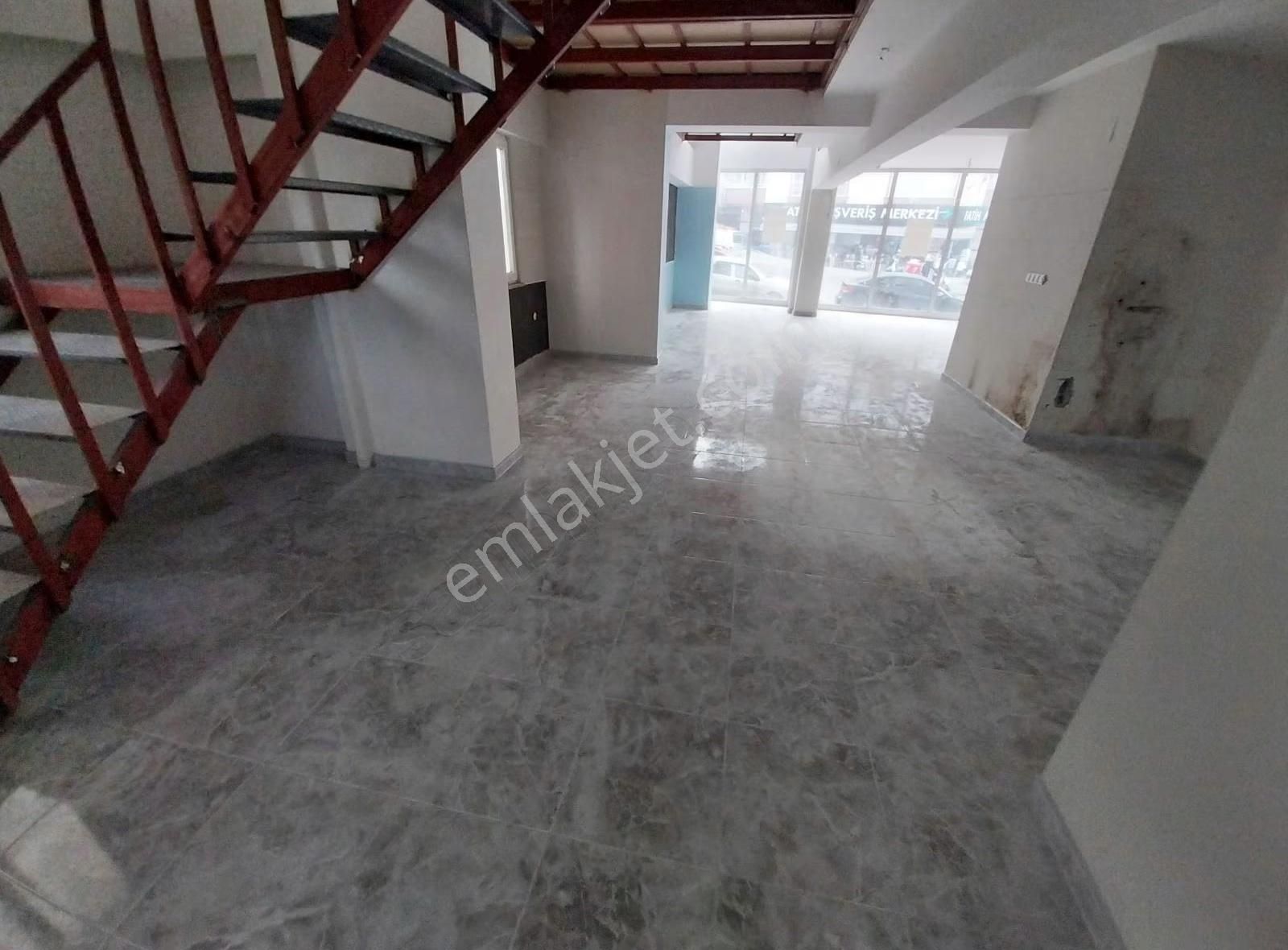 Anayol Üzerinde 2 Katlı 220m² Kiralık Dükkan - Görsel 2