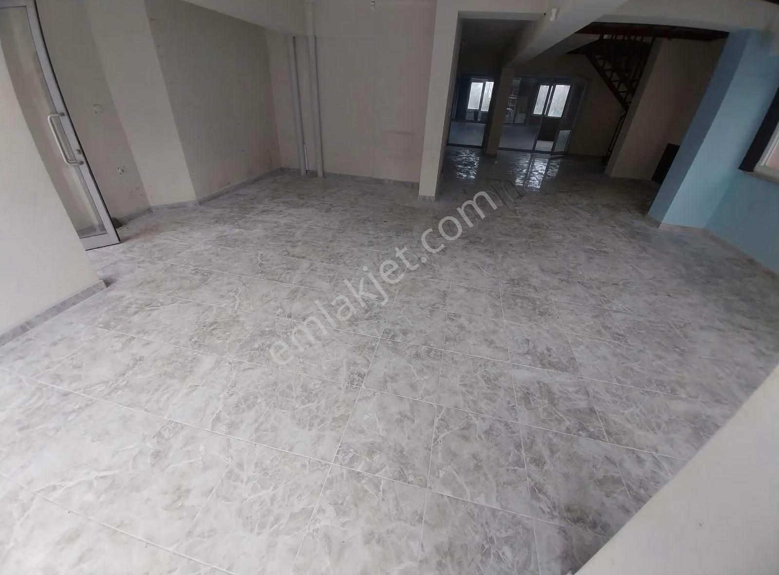 Anayol Üzerinde 2 Katlı 220m² Kiralık Dükkan - Görsel 10