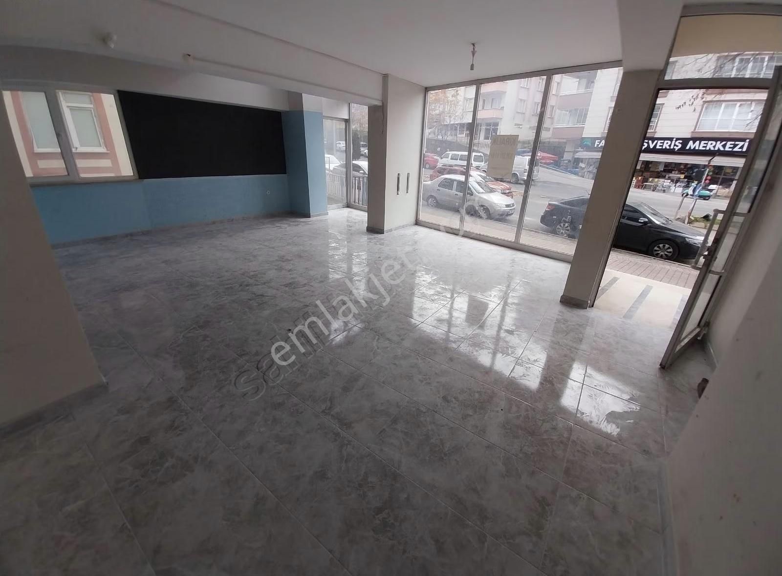 Anayol Üzerinde 2 Katlı 220m² Kiralık Dükkan - Görsel 24