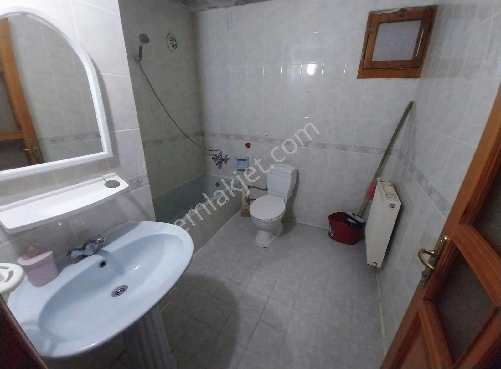 Aydınlıkevler'de Site İçersinde Deniz Manzaralı 3+1 Ferah Daire - Görsel 15