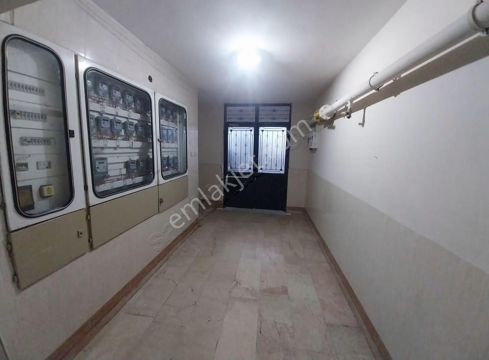Aydınlıkevler'de Site İçersinde Deniz Manzaralı 3+1 Ferah Daire - Görsel 13