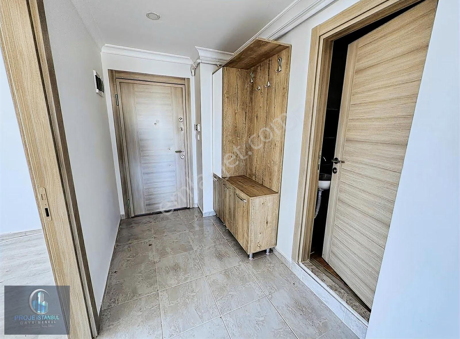 Pendik'te Manzaralı Ve Kapalı Otopaklı 2+1 Daire - Görsel 21