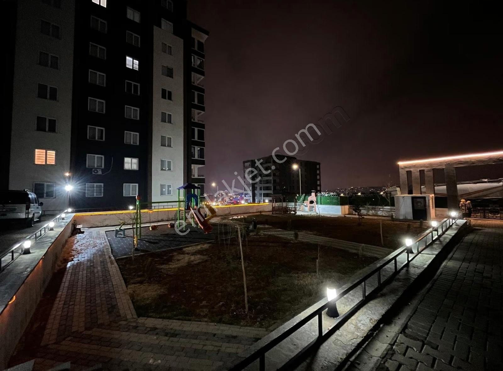 Çakır'dan Alparslan 1'de Günsev Oto Galeri Karşısı Okulların Yan - Görsel 8