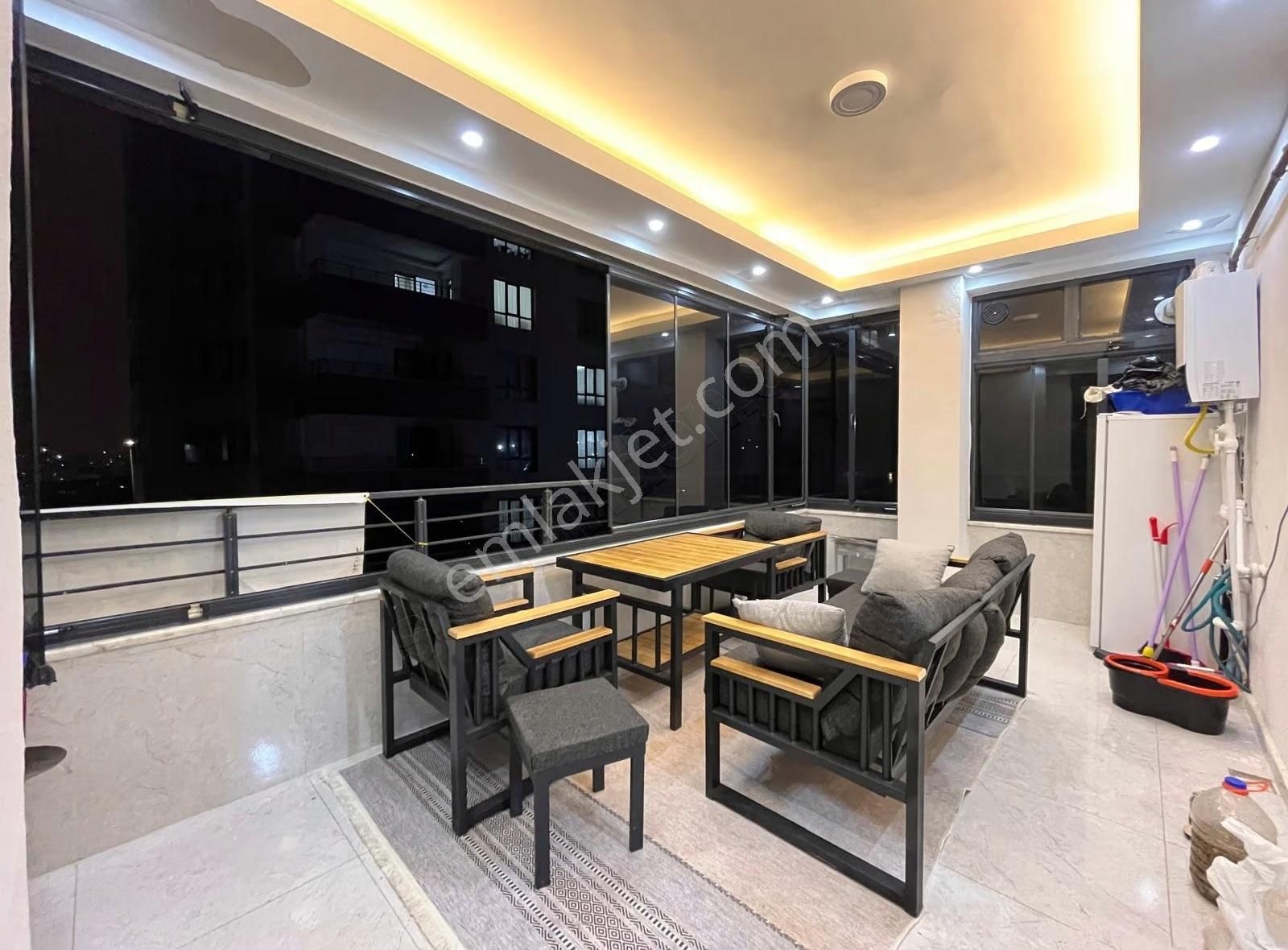 Çakır'dan Alparslan 1'de Günsev Oto Galeri Karşısı Okulların Yan