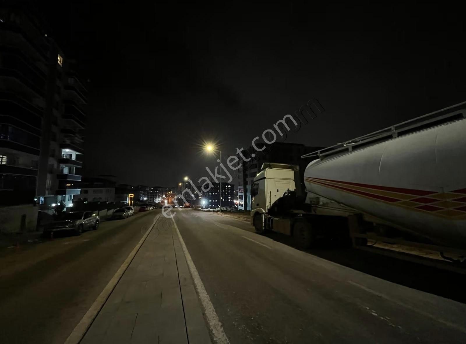 Çakır'dan Alparslan 1'de Günsev Oto Galeri Karşısı Okulların Yan - Görsel 13