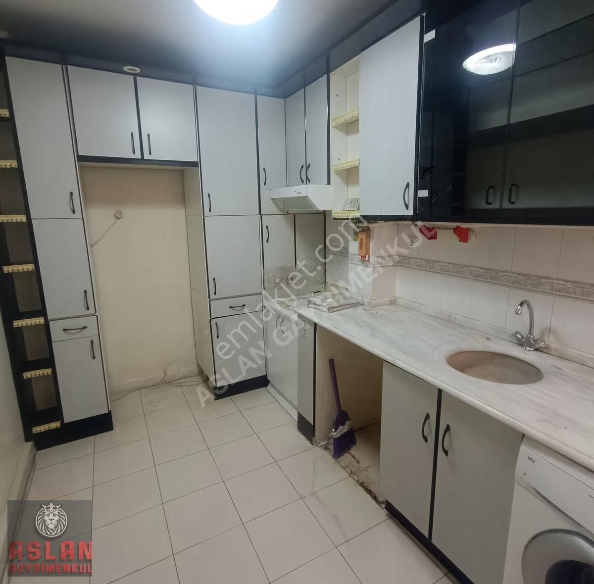 Aslan Emlak Gayrimenkulden Atatürk Bulvarı Üstü Satılık 2+1 - Görsel 4