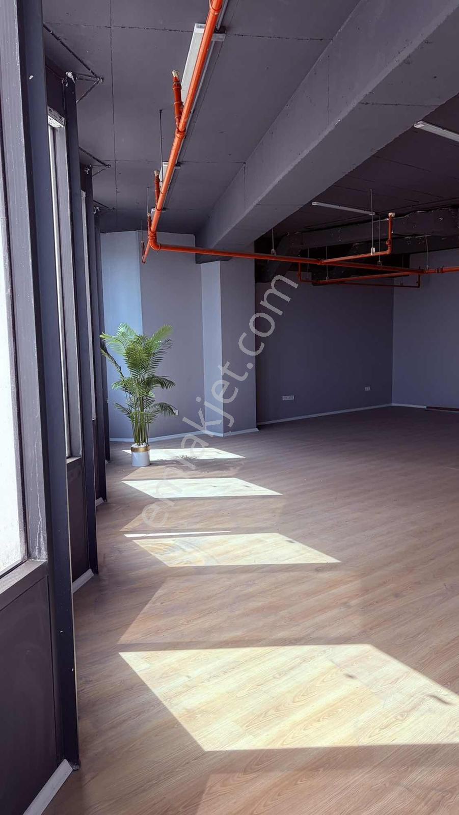 Emlakyap Tan Karat34 Te Satılık 102m2 Prestijli Plaza Ofisi - Görsel 23