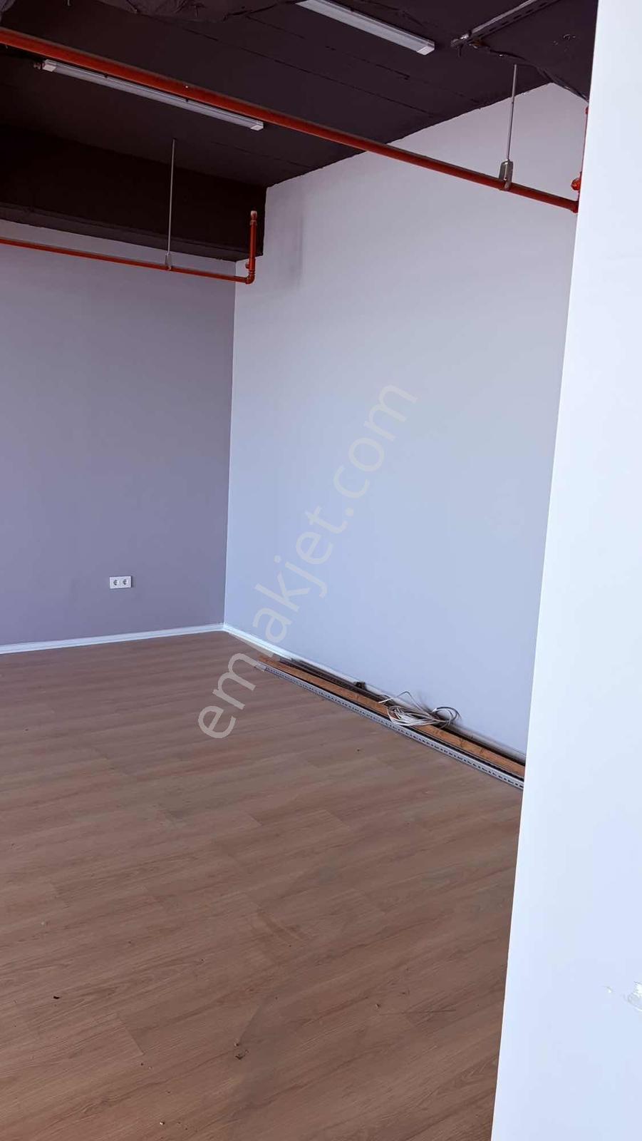 Emlakyap Tan Karat34 Te Satılık 102m2 Prestijli Plaza Ofisi - Görsel 20