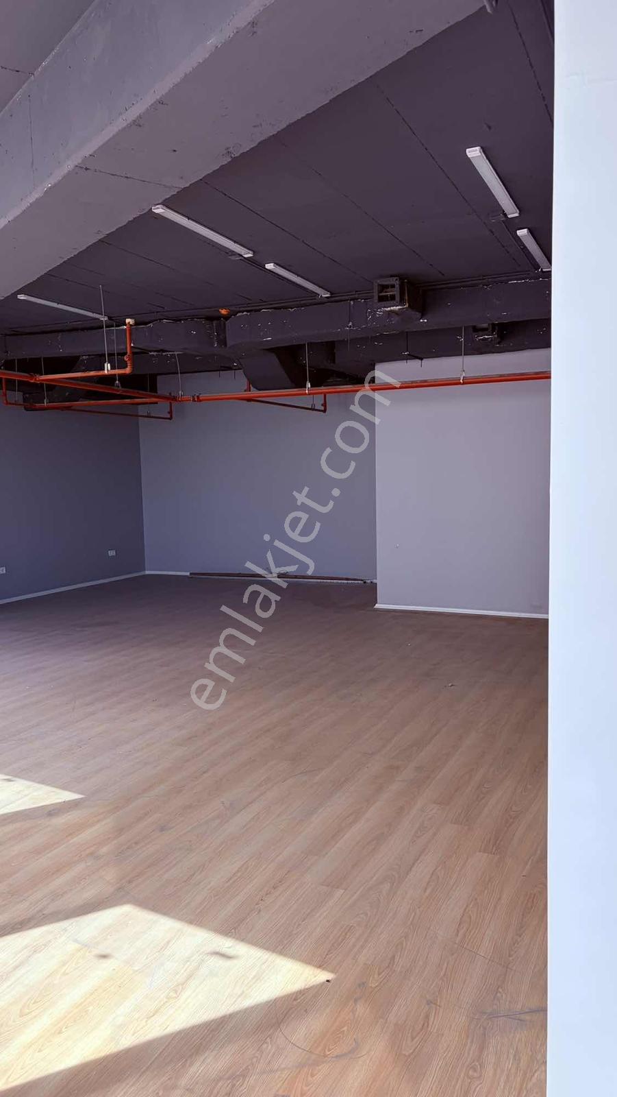 Emlakyap Tan Karat34 Te Satılık 102m2 Prestijli Plaza Ofisi - Görsel 8