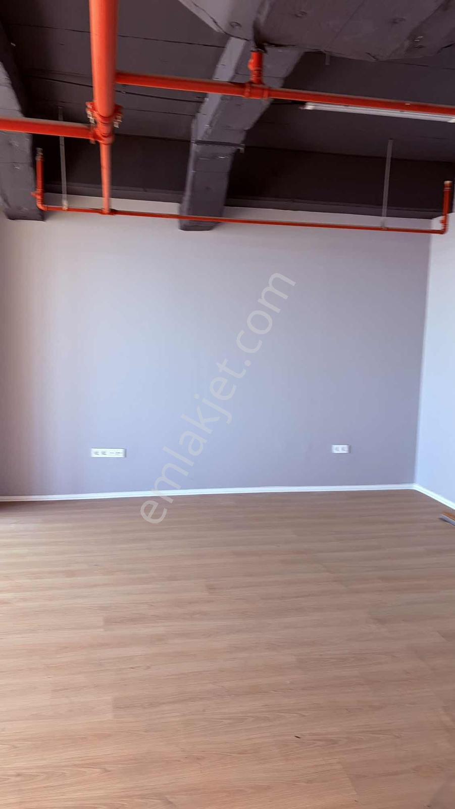 Emlakyap Tan Karat34 Te Satılık 102m2 Prestijli Plaza Ofisi - Görsel 13