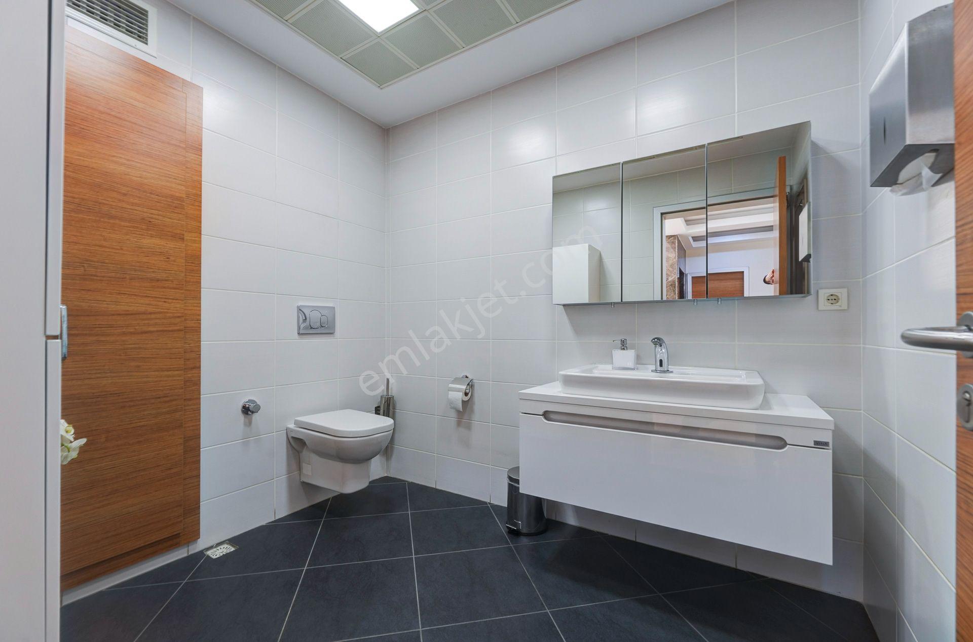 Kadıköy – İş Merkezlerine Kiralık Komple Bina - Görsel 29