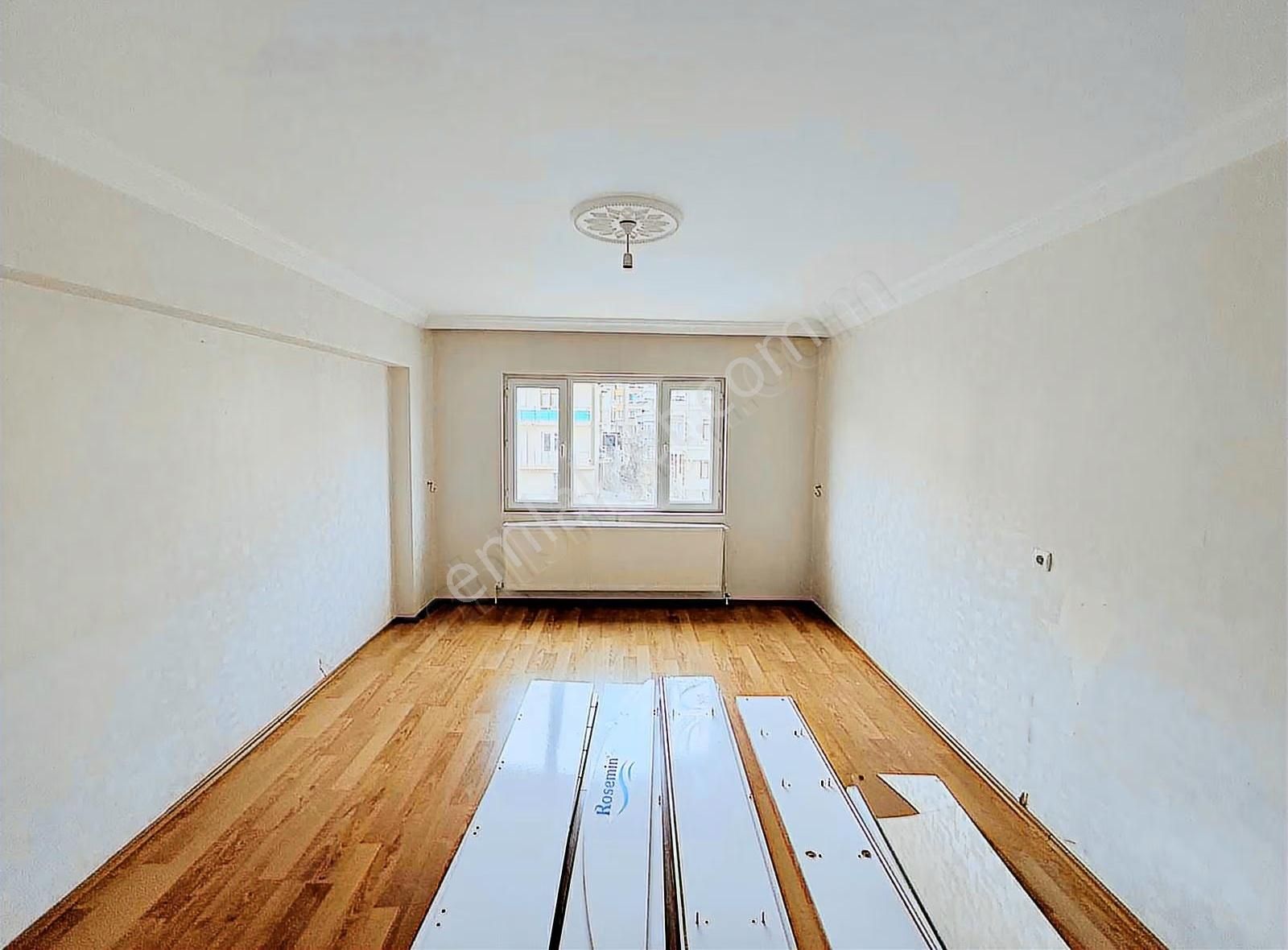 Bahçelievler'de Kiralık 3+1 Daire - Cadde Üzeri, 120m² - Görsel 9