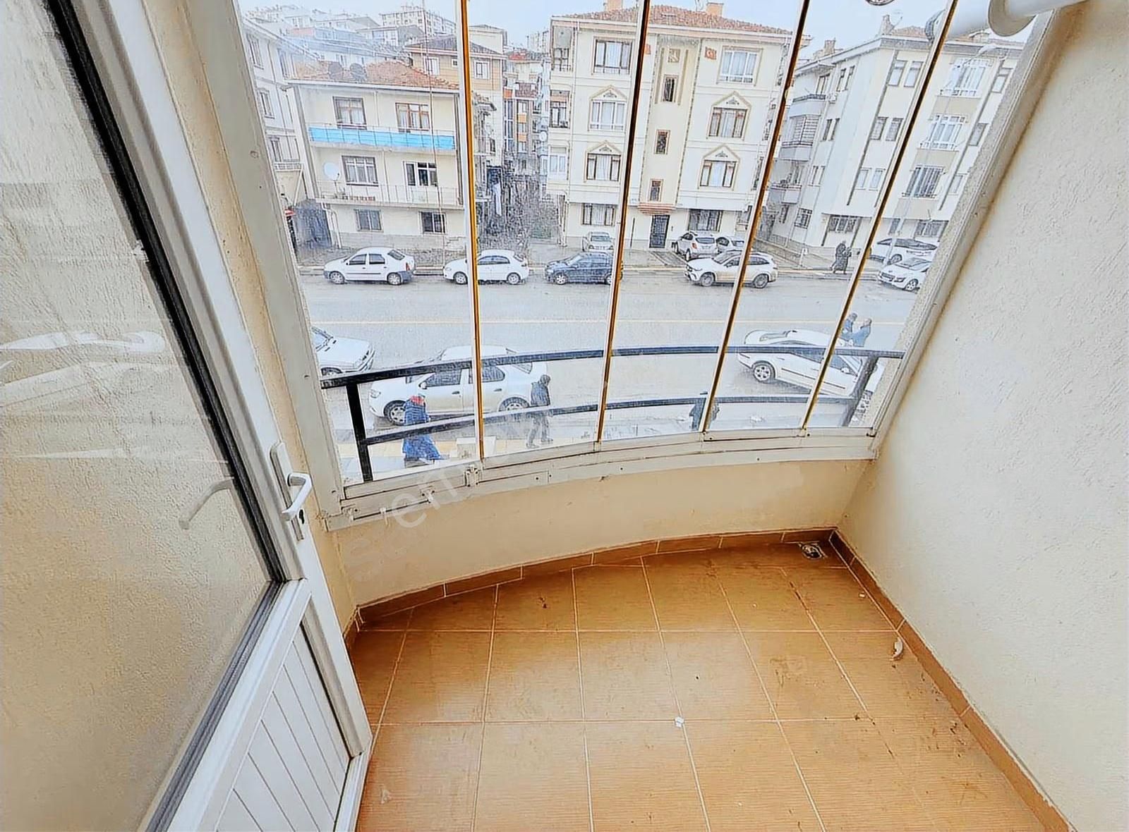 Bahçelievler'de Kiralık 3+1 Daire - Cadde Üzeri, 120m² - Görsel 16