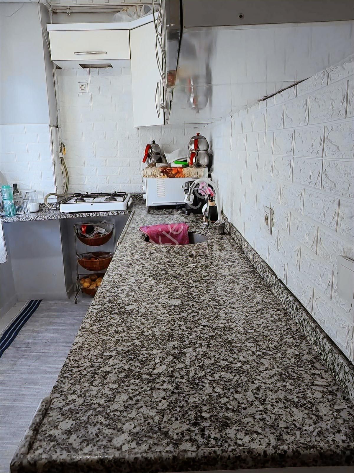 Başakşehır Güvercıntepede Kıralık 1+1 Daıre