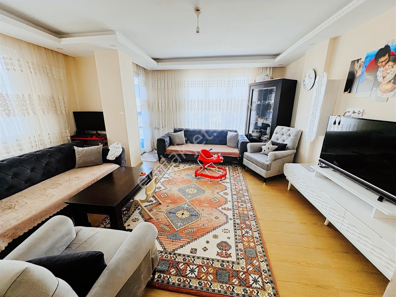 İstanbul Sancaktepe Safa Mah. Satılık 2+1 Ara Kat 95 M2 - Görsel 10