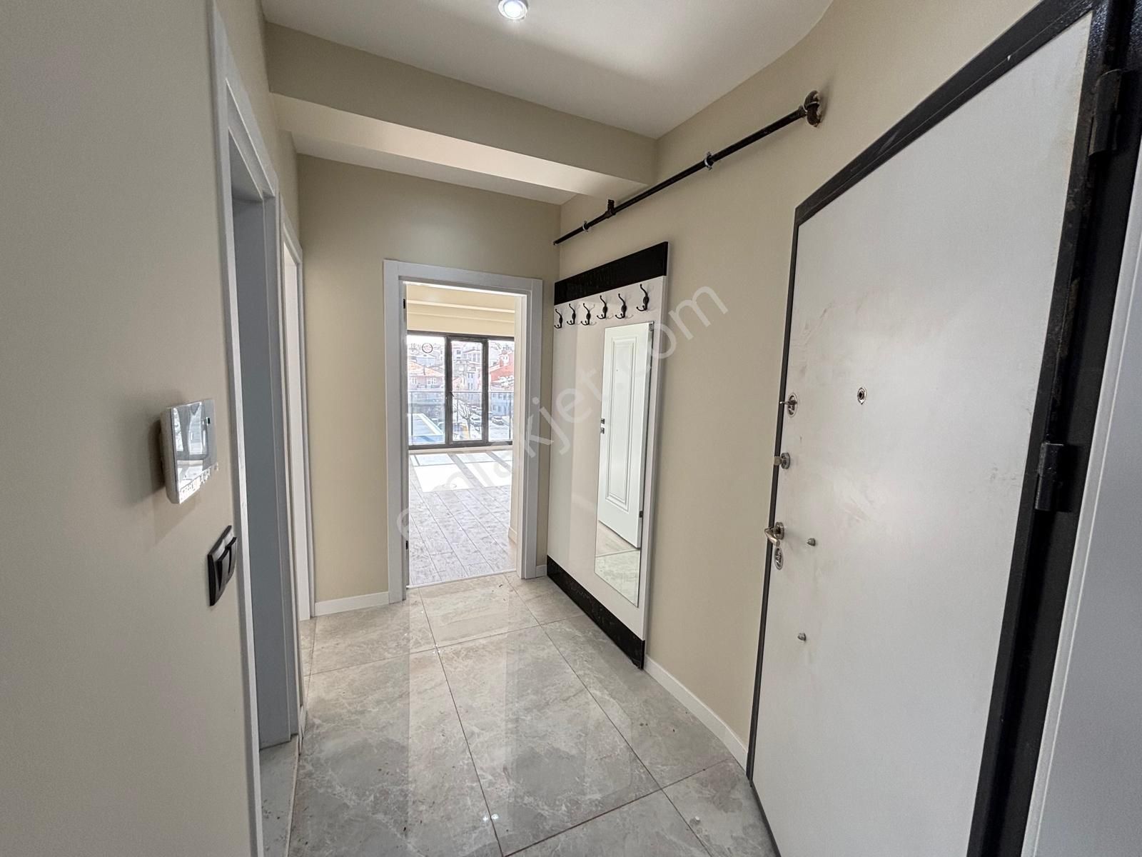 Cb King'den Cengiz Topel Caddesi'nde 2+1 Sıfır Kiralık Daire - Görsel 6