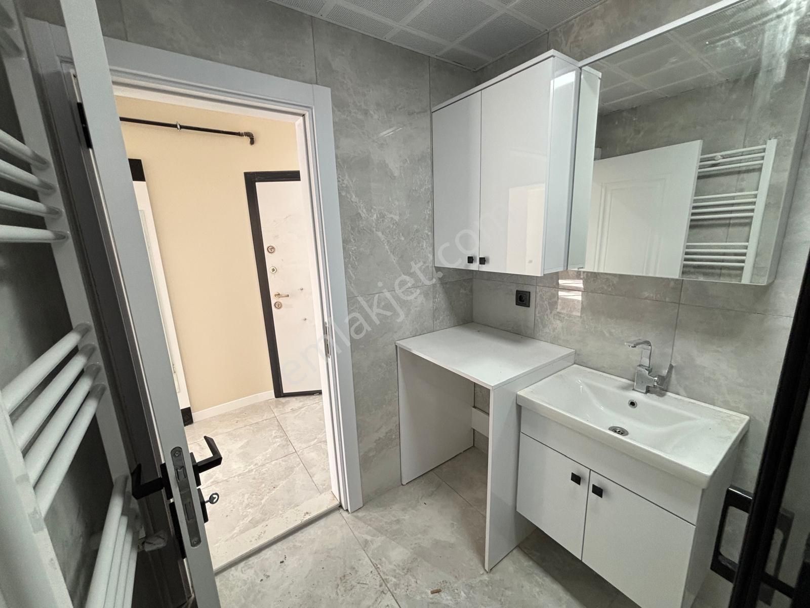 Cb King'den Cengiz Topel Caddesi'nde 2+1 Sıfır Kiralık Daire - Görsel 26