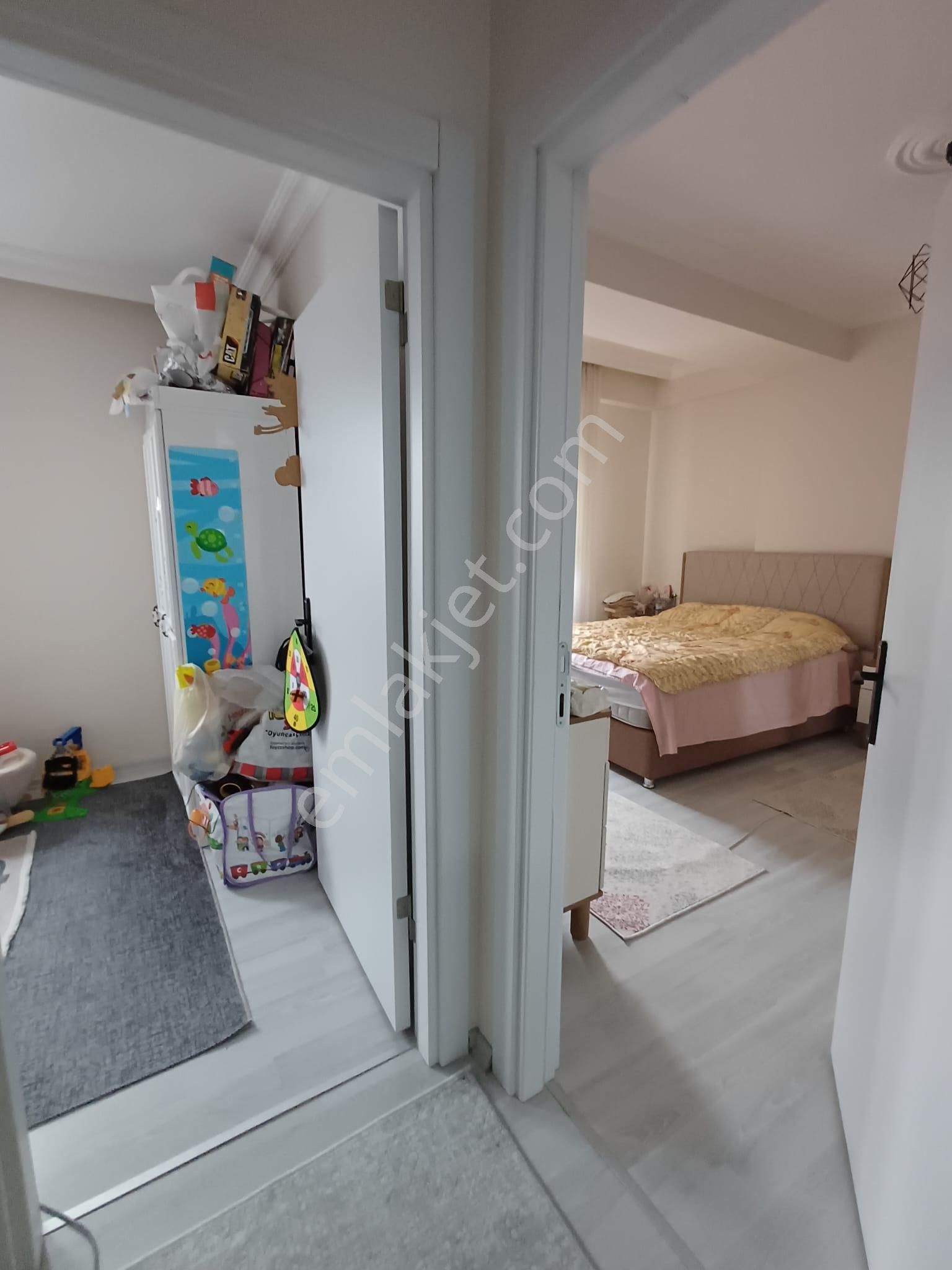 Mertcan Dan Adnan Kahveci Metroya Yürüme Balkonlu 3+1 Fırsat Kiralık - Görsel 17