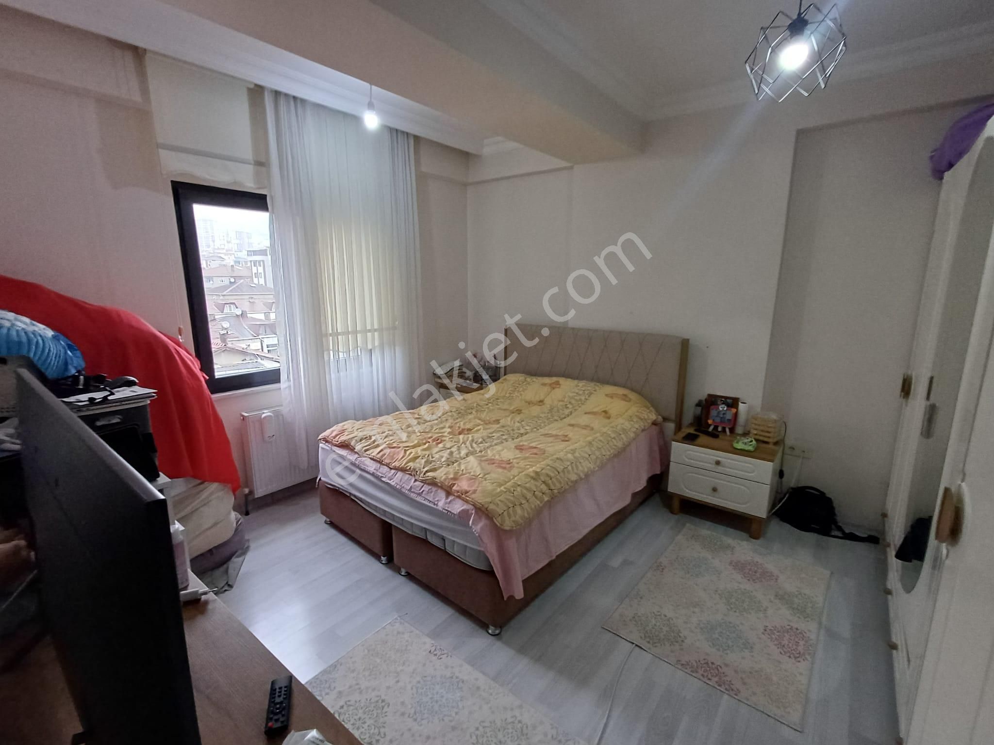 Mertcan Dan Adnan Kahveci Metroya Yürüme Balkonlu 3+1 Fırsat Kiralık - Görsel 8